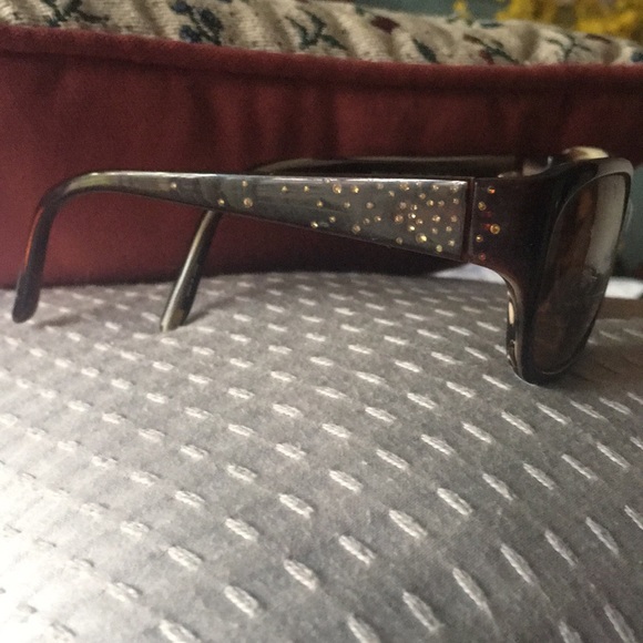 Name brand prescription frames - Picture 2 of 8